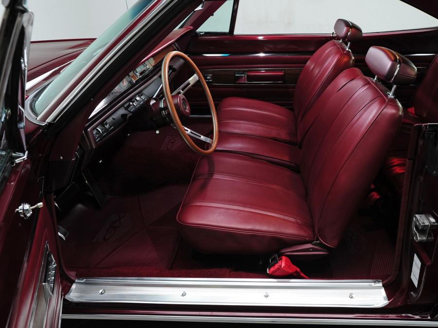  Plymouth GTX 426 Hemi 1968 года  (фото 5 из 12)